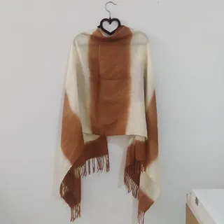 شال کرم قهوه ای