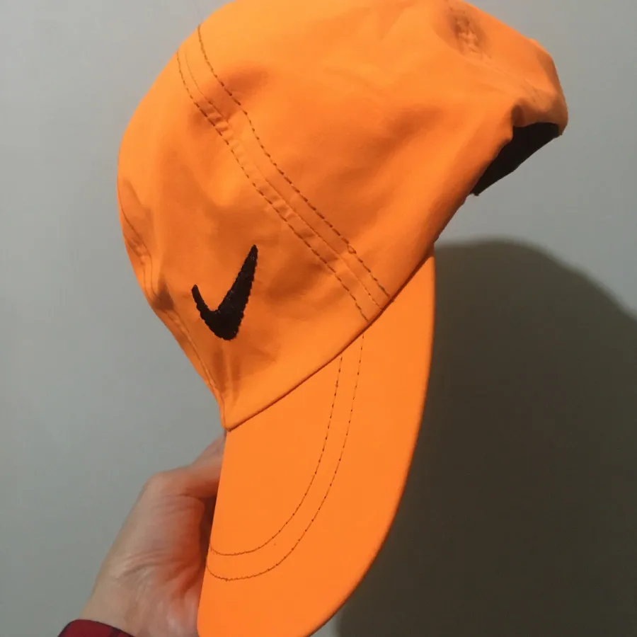 کلاه نقابدار نارنجی