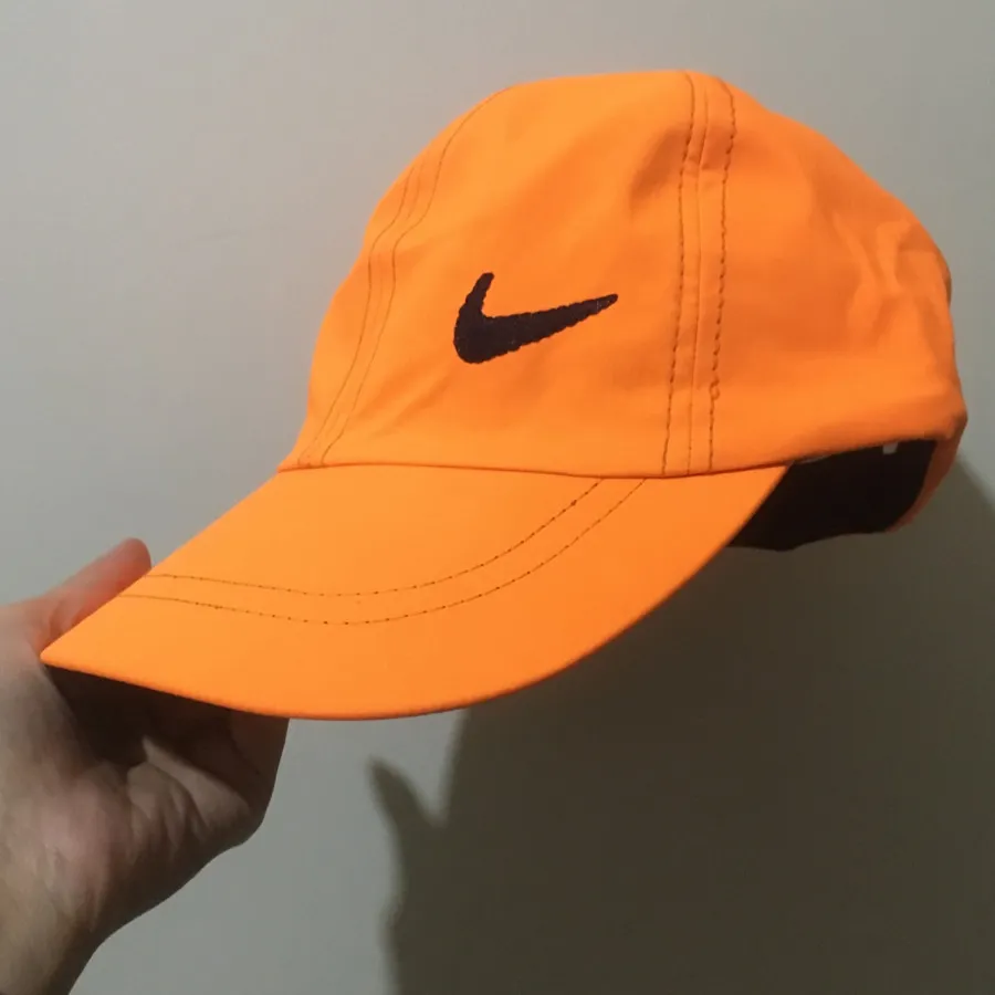 کلاه نقابدار نارنجی