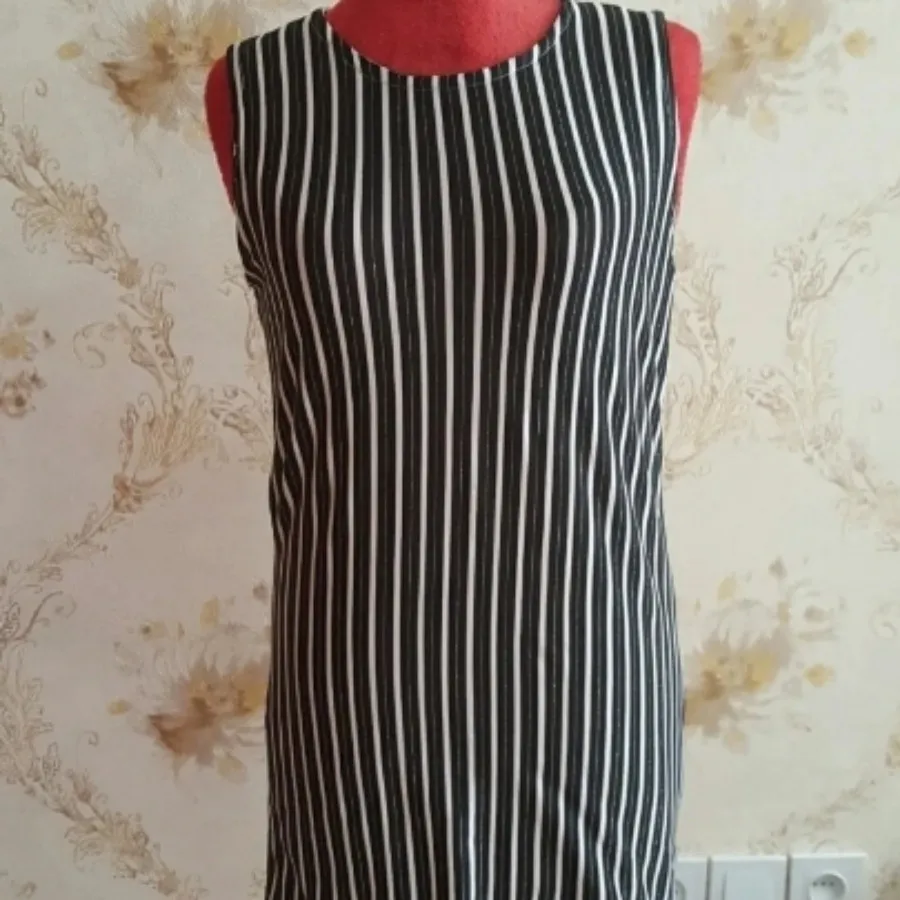 زیر سارافون زنانه