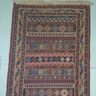 قالیچه دستباف سوزندوزی