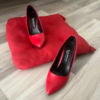 کفش قرمزپاشنه بلند مجلسی