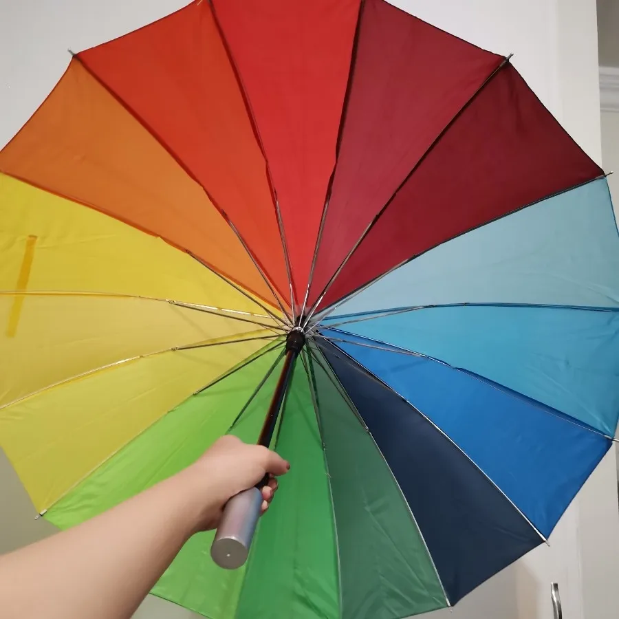 چتر رنگین کمانی رنگی رنگی