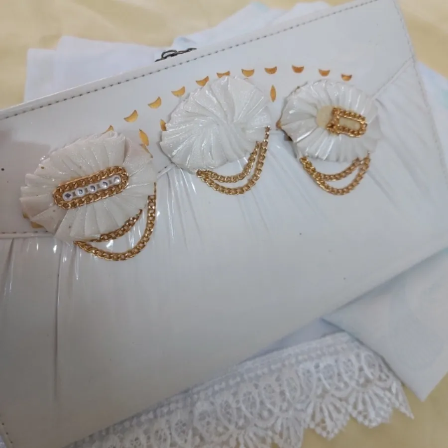 کیف سفید عروس