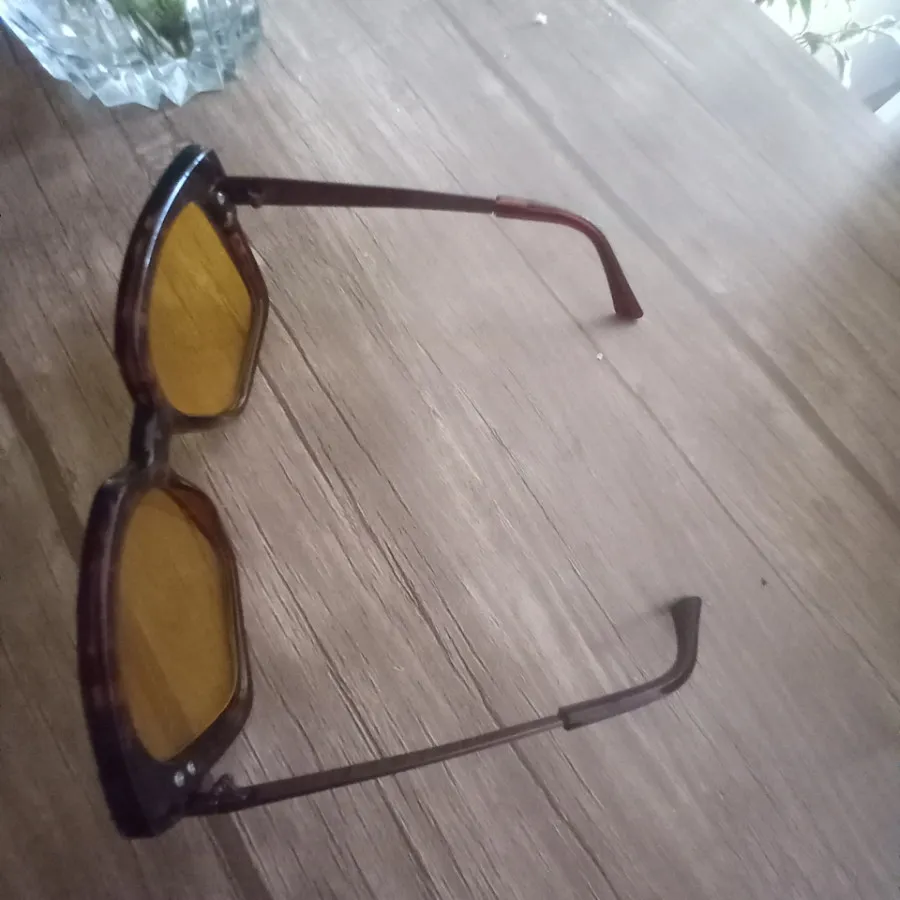 عینک طبی عینک آفتابی