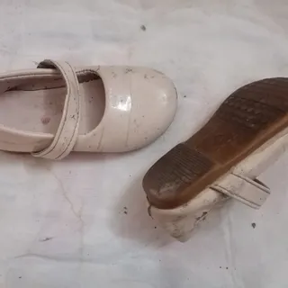 کفش بچگانه