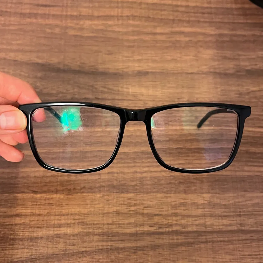 عینک طبی کاملا نو