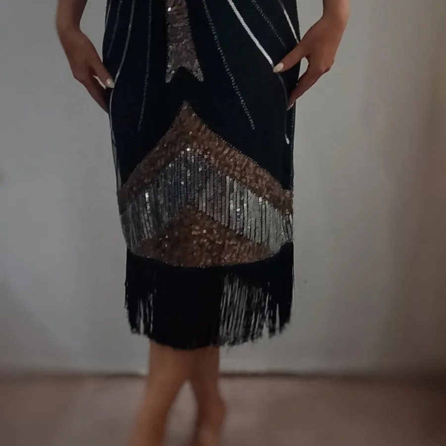 لباس مجلسی ریش ریش