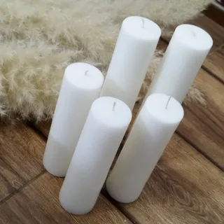 شمع زیبا سفید
