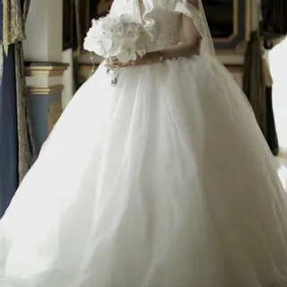 لباس عروس اسکارلتی