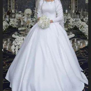 لباس عروس جواهر دوزی شده