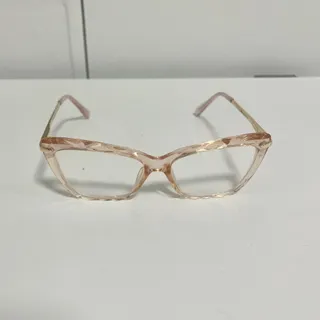 عینک محافظ اشعه های مضر