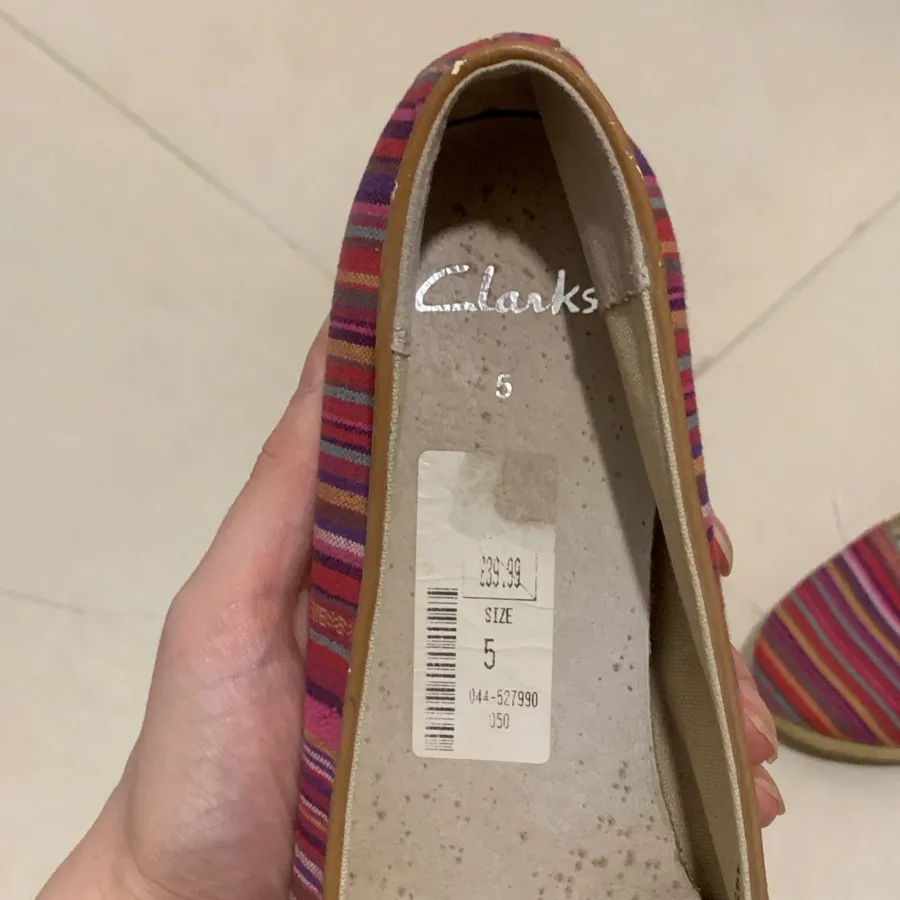 کفش clarks