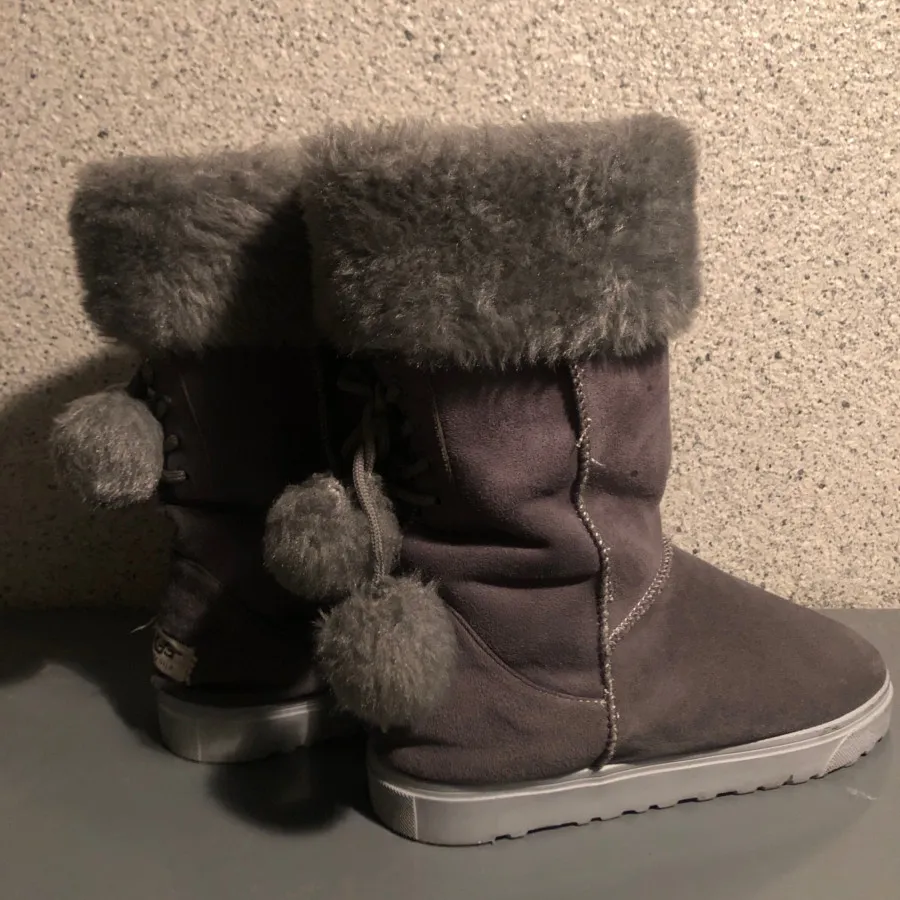 کفش UGG