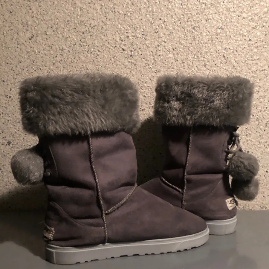 کفش UGG