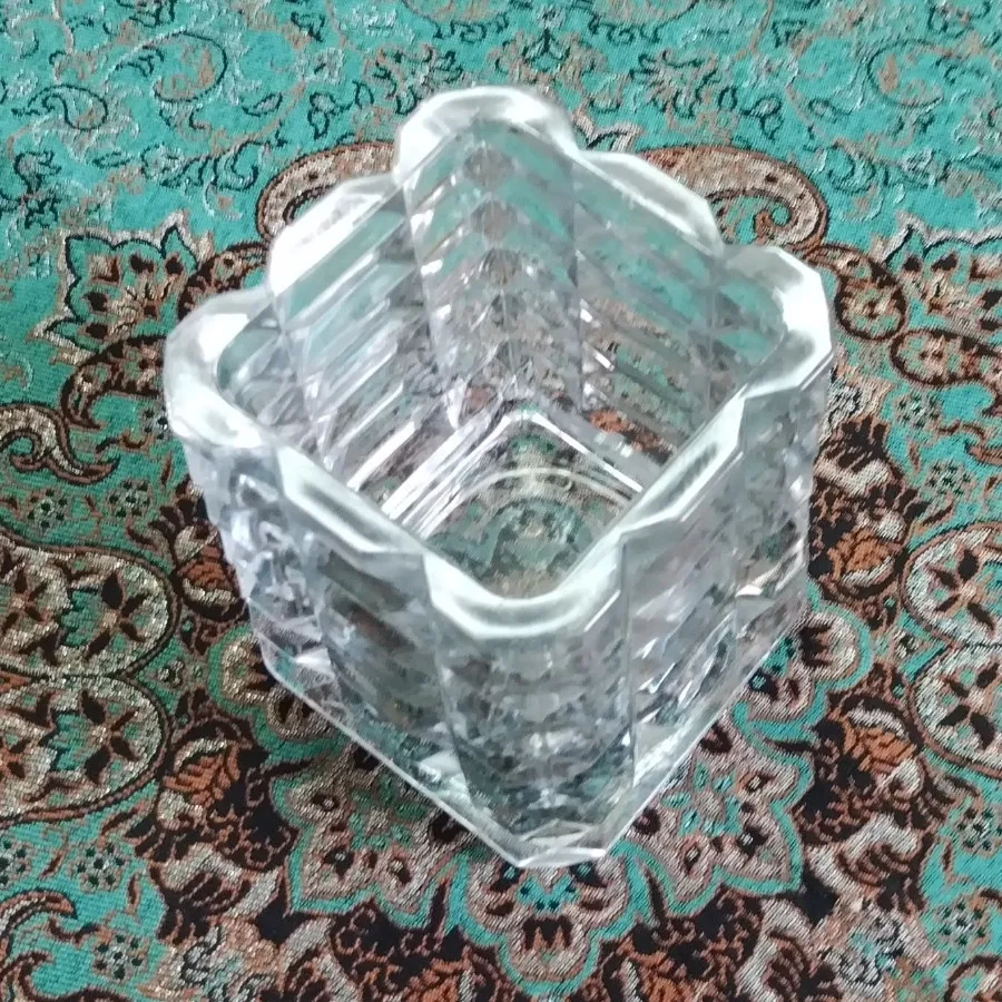 جا ملاقه ای و کفگیر