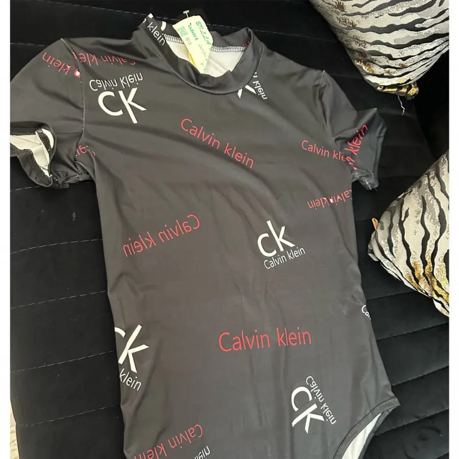 بادی واکسی Calvin Klein