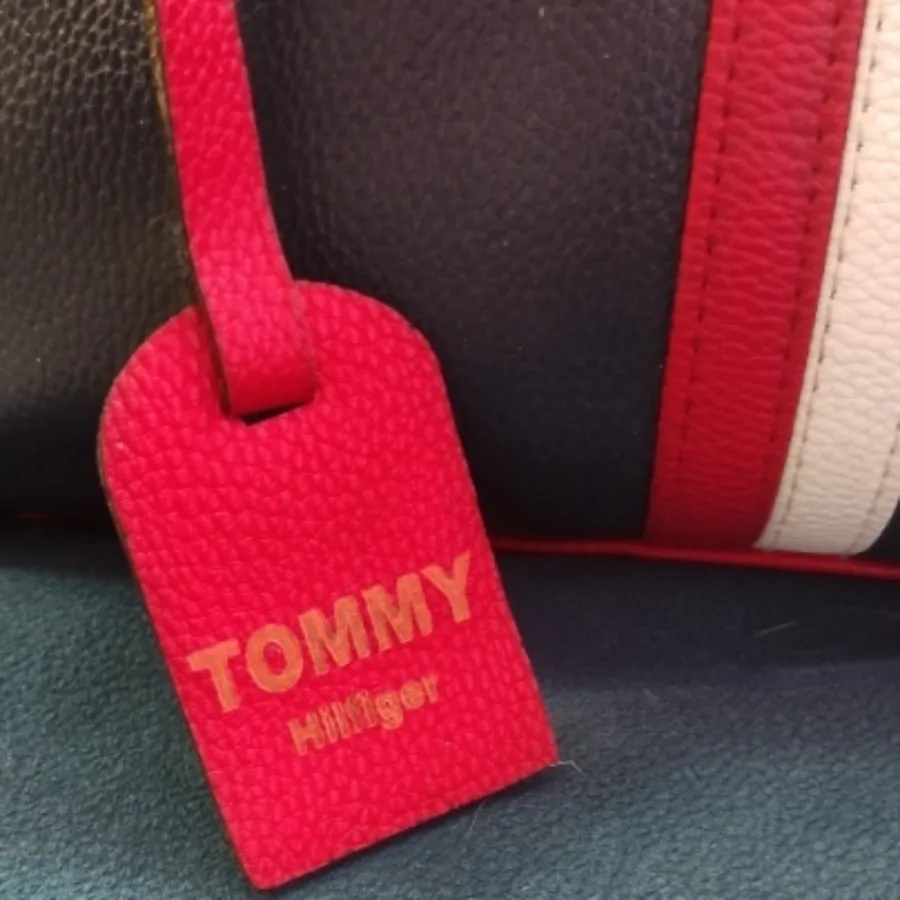 کیف  TOMMY