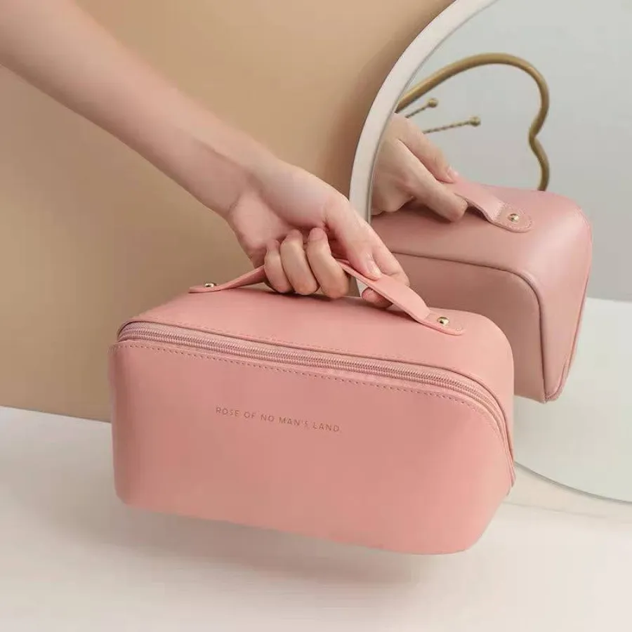 کیف آرایشی لاکچری