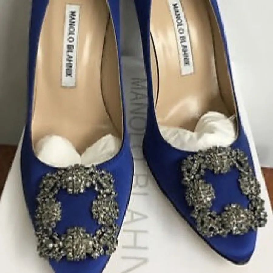 هیلز مارک Monalo blahnik