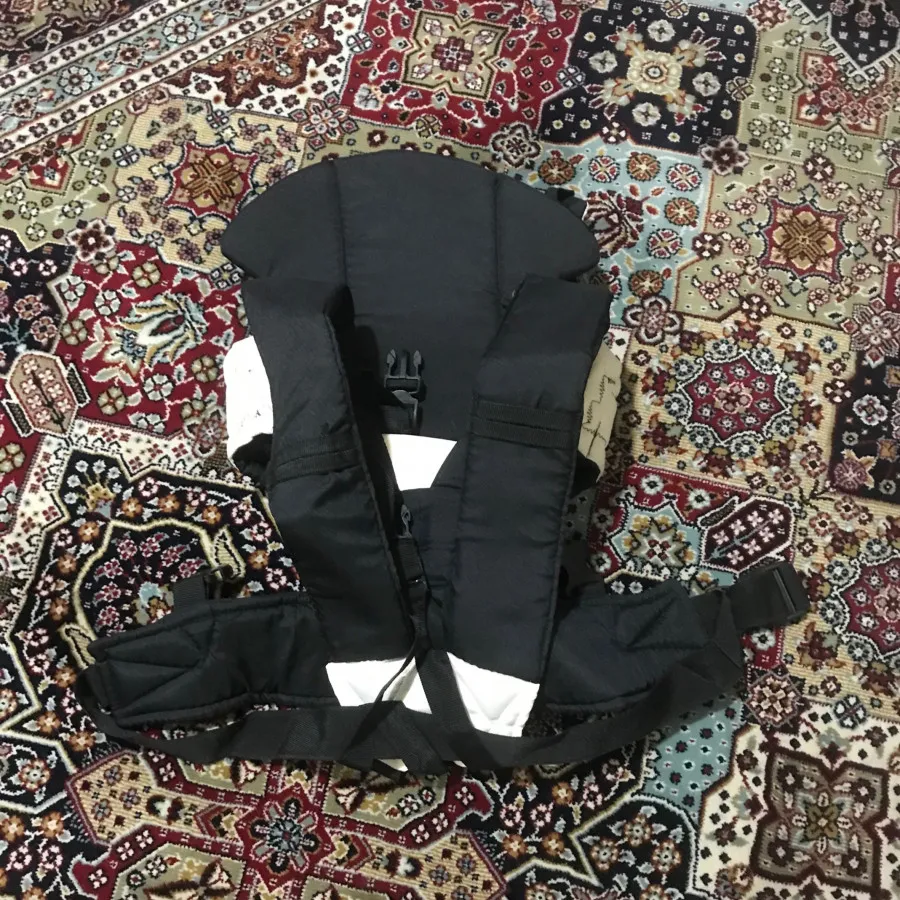 آغوشی نوزاد