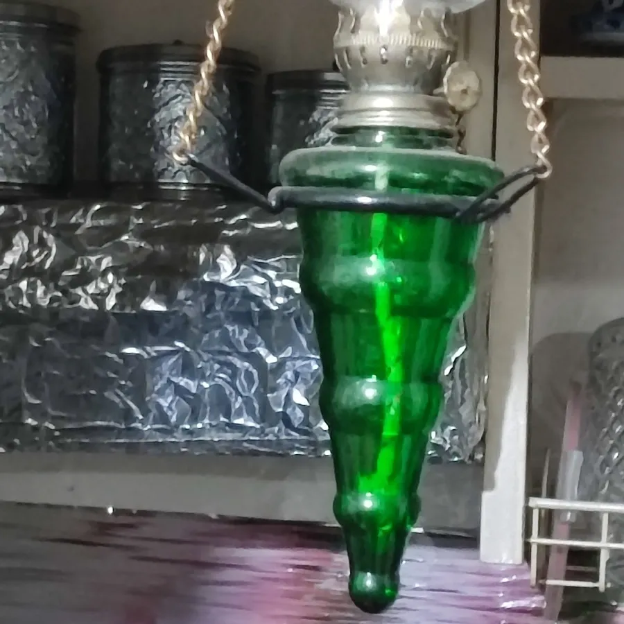 چراغ نفتی طرح قدیمی زیبا