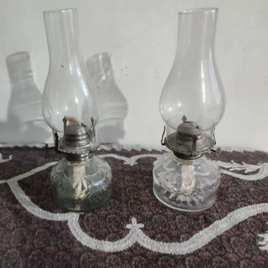 چراغ نفتی بسیار قدیمی