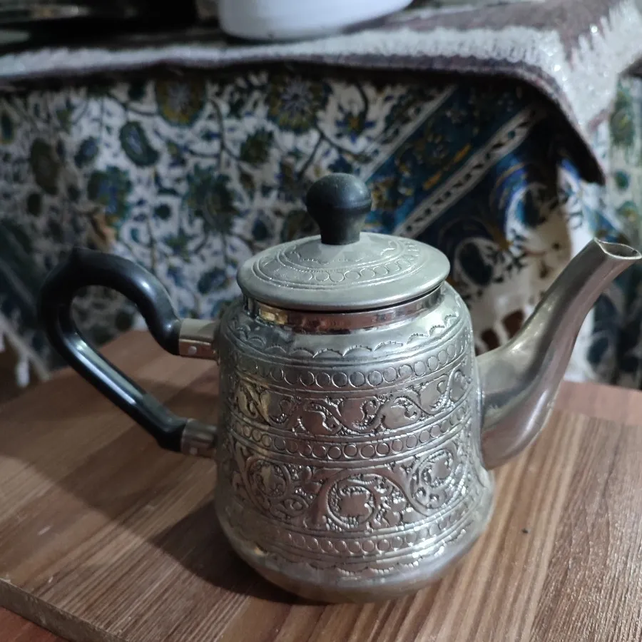 قوری روس قلم دار