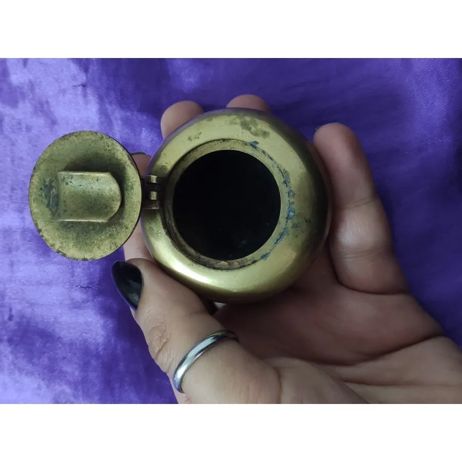 عتیقه برنجی