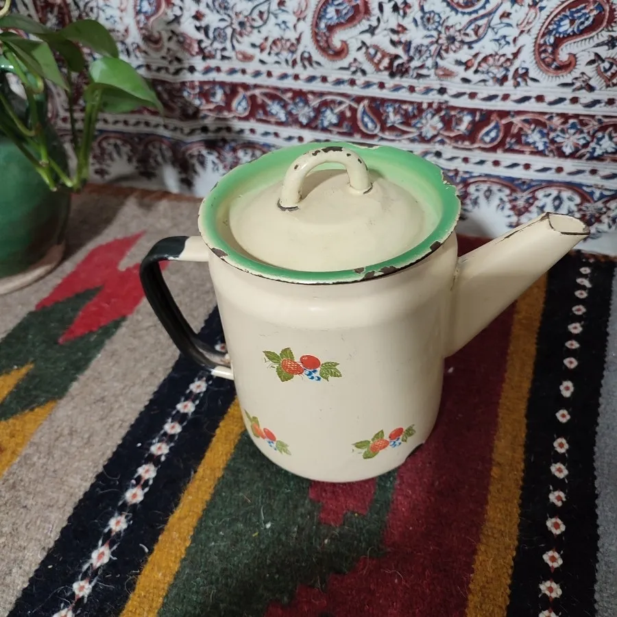 کتری روس لعابدار قدیمی