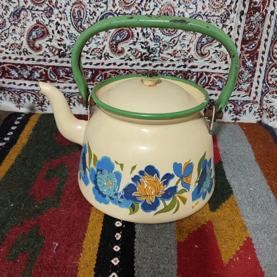 کتری لعابدار روسی قدیمی