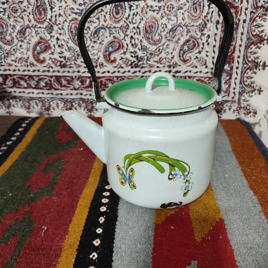 کتری لعابدار قدیمی