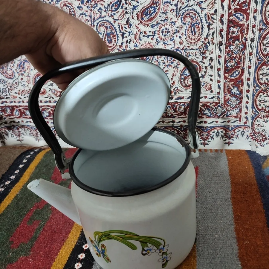 کتری لعابدار قدیمی