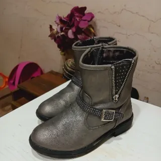 نیم بوت