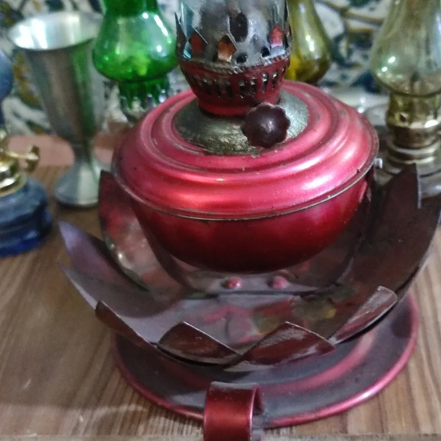 چراغ نفتی طرح گل قدیمی