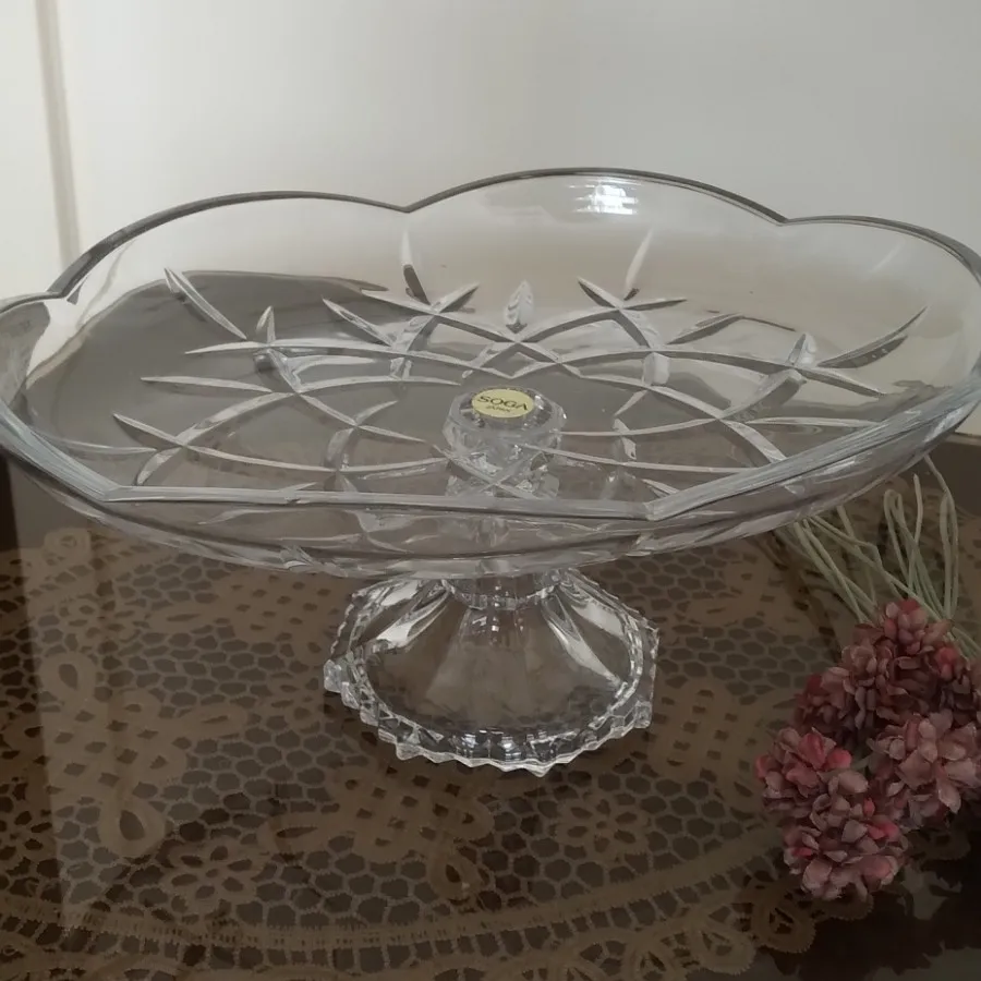 شیرینی خوری ژاپنی