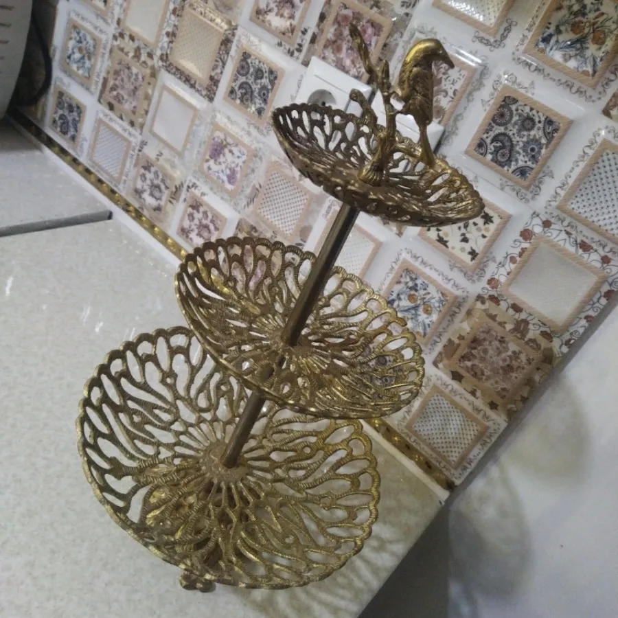 شیرینی خوری