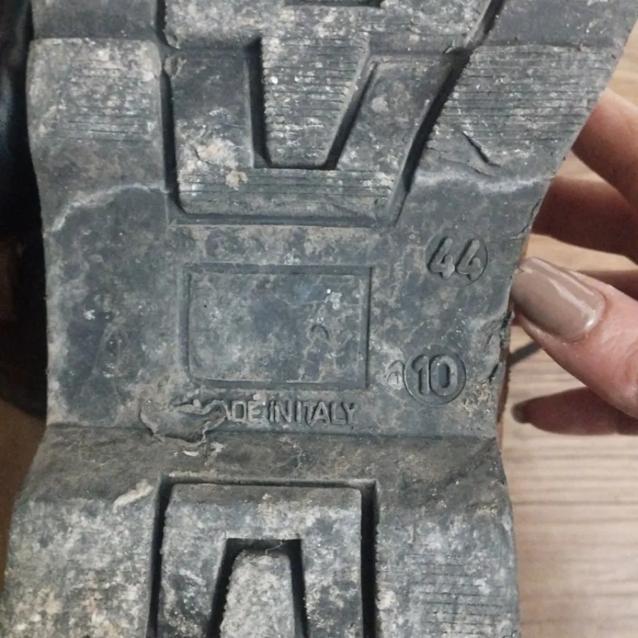 نیم بوت مردانه