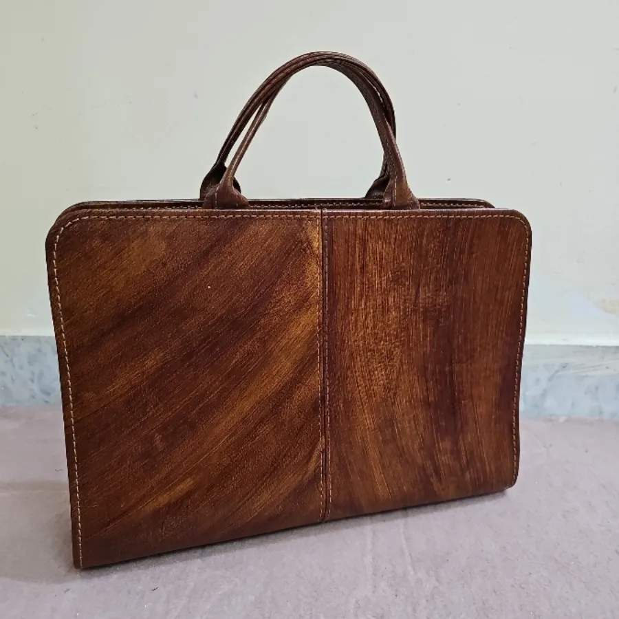 کیف چرم برند نگار