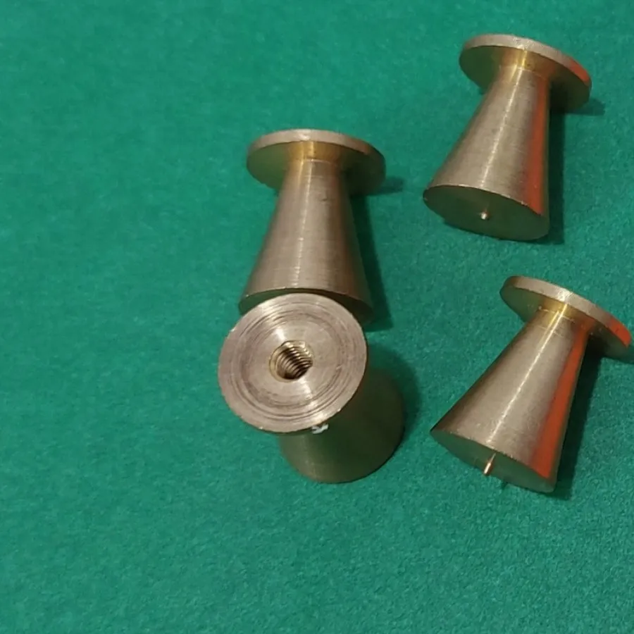 پایه فلزی مخروطی