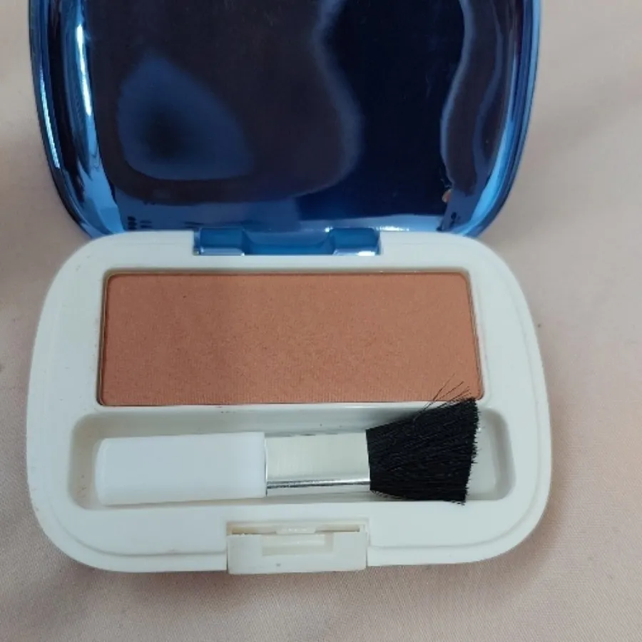 رژ گونه p2 اماراتی