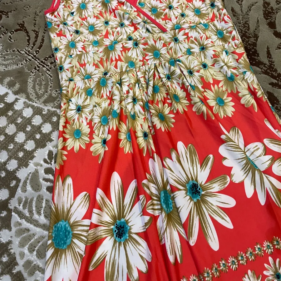پیراهن زنانه