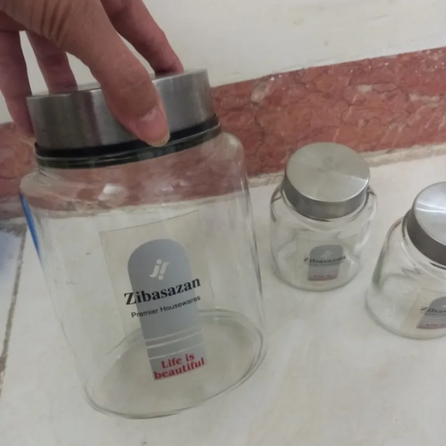 ظرف شیشه ای