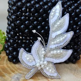 گلسینه.گل سینه.سنجاق سینه