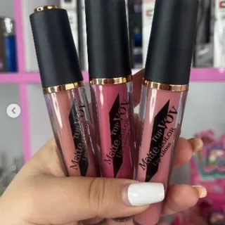 Top VOV matte lipgloss