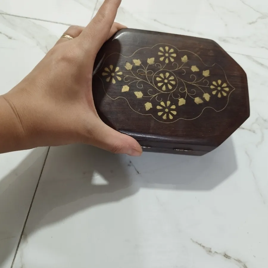 جعبه جواهر برنج کاری اصل