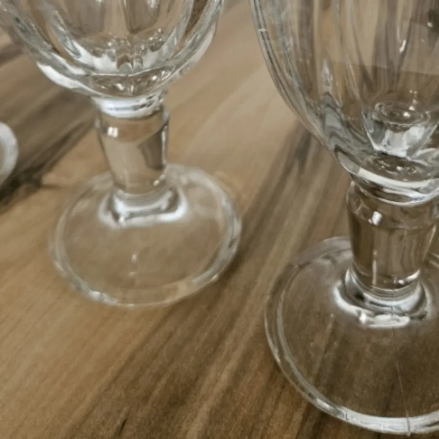 بستنی خوری پایه بلند