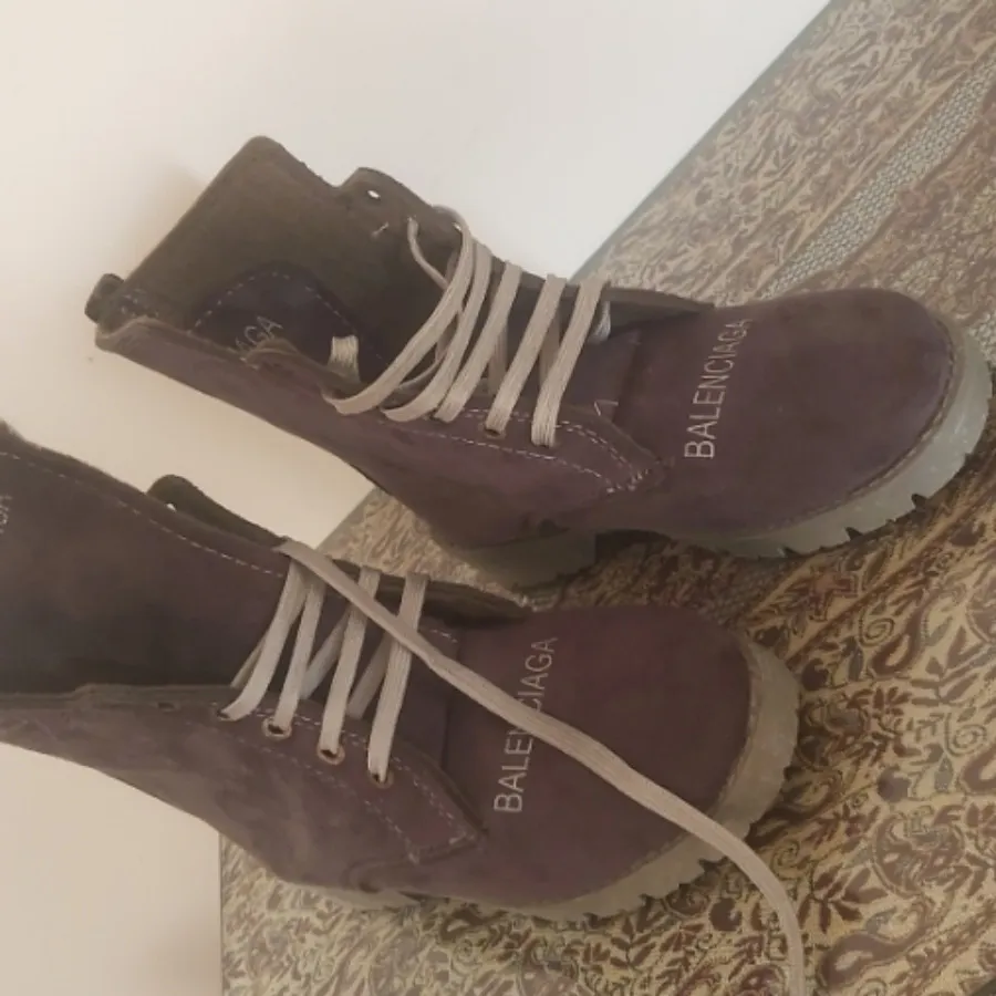 کفش نیم بوت