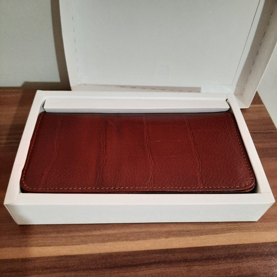 کیف پول چرم آکبند با جعبه
