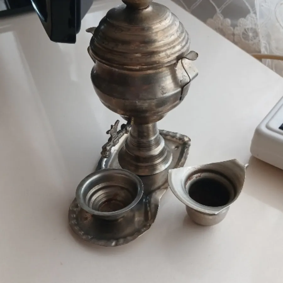 سماور سیسمونی خیلی قدیمی